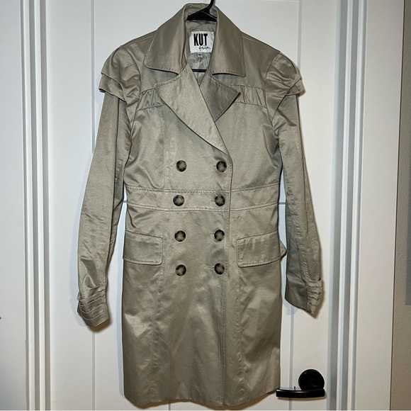 Kut from the Kloth Jackets & Blazers - KUT from the Kloth Women's Tan Trench Coat Size Large Ivory Tan Buttons Fitted